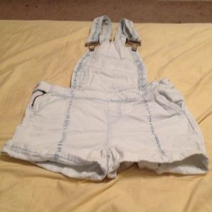 Suspenders/Overall Shorts (light jeans)