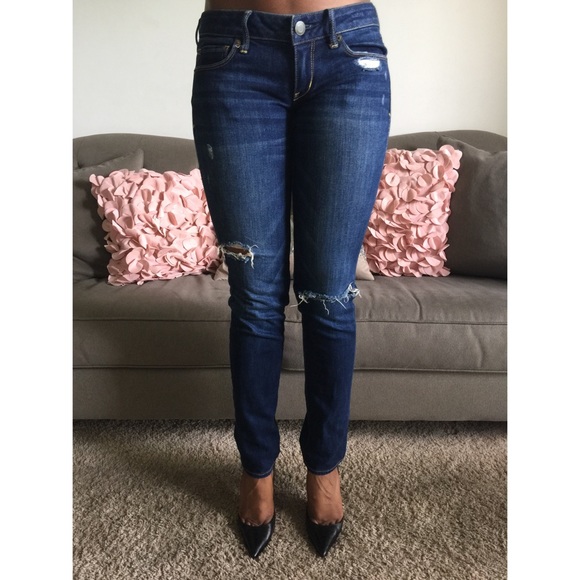 American Eagle Destroyed Skinny Jeans