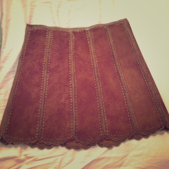 Hippie suede camel skirt with crochet detailing