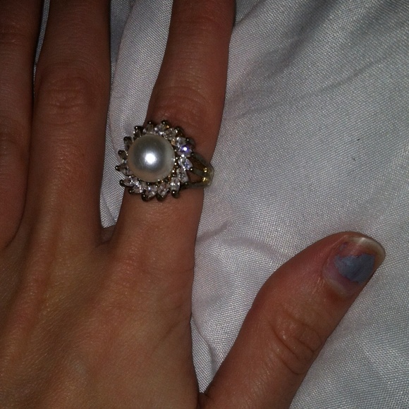 Pearl ring