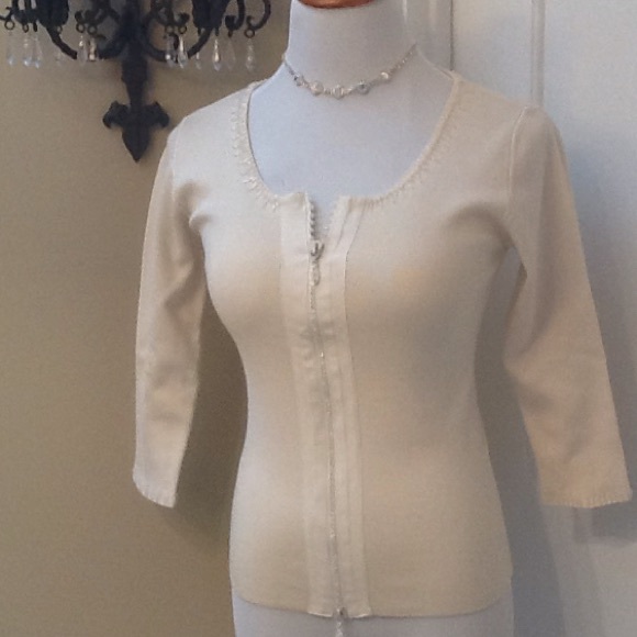 Cache cream top and Steeles top