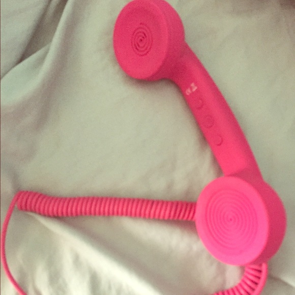 Telephone plug in for your phone!