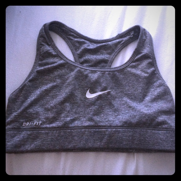 Nike sports bra ✔️