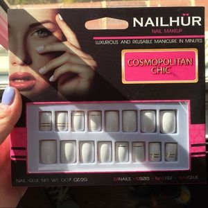 Nailhür Glue on Nails