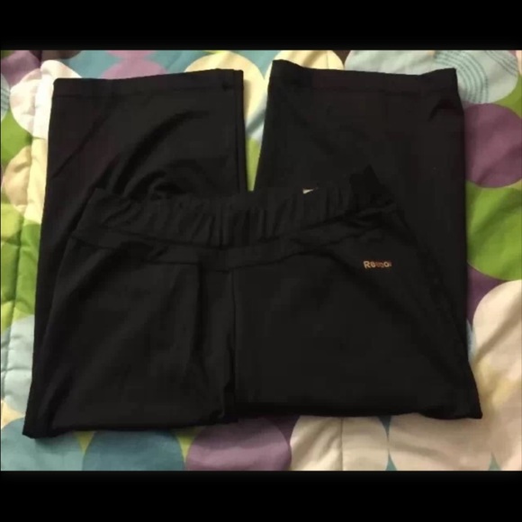 Reebok loose fit capris! Size small! - Picture 1 of 4