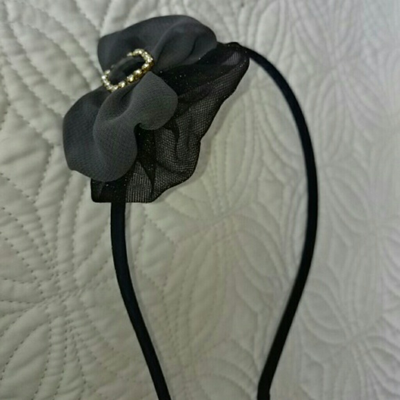 Grey and black bow headband