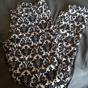 Damask Print Skinny Jeans