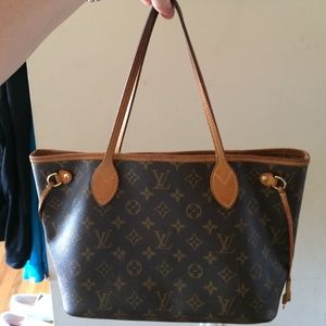 Louis Vuitton PM Neverfull purse