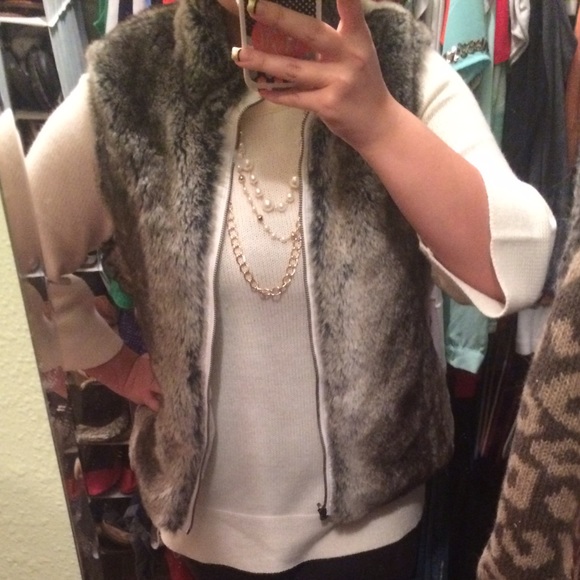 Reversible fur vest
