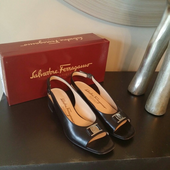 Salvatore Ferragamo slingback heels 6.5