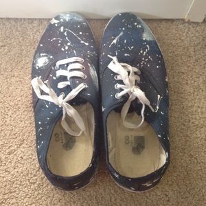 GALAXY PATTERNED VANS