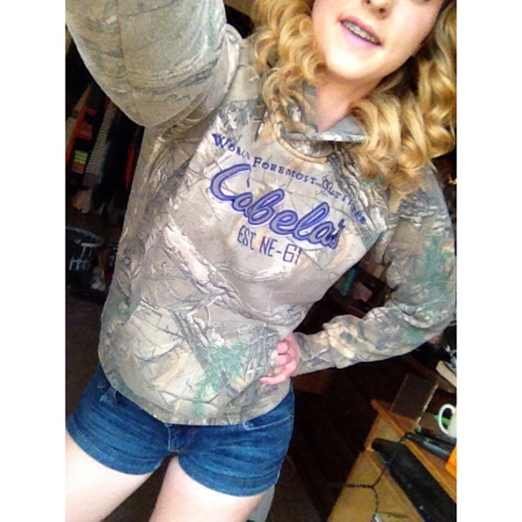 Cabelas camo hoodie