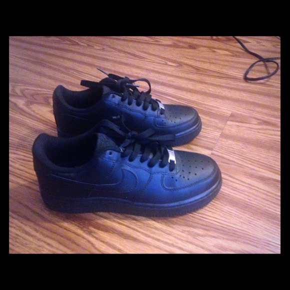 Air Force 1s black