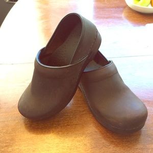 Dansko clogs dark brown leather