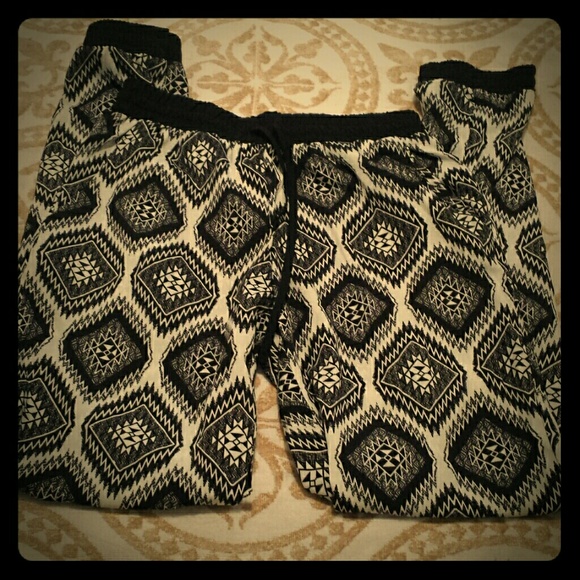 Aztec printed harem pant