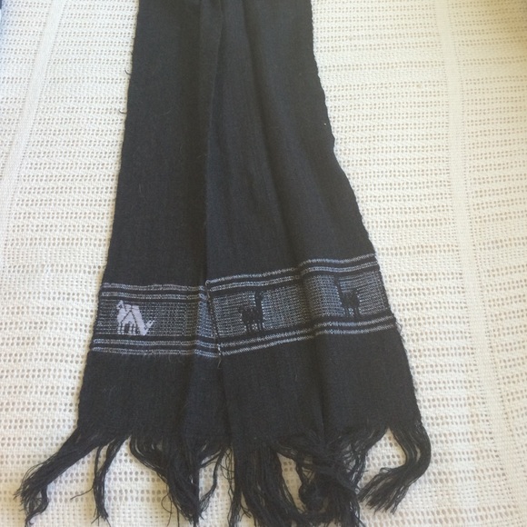 Gray scarf