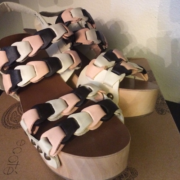 Wedge shoes!
