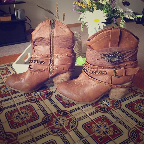Cowgirl booties