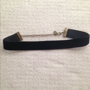 Thick Velvet Black Chocker