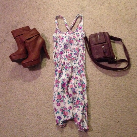 Super cute floral dress👍 - Picture 3 of 4