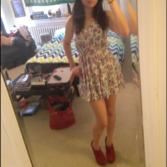 Super cute floral dress👍 - Picture 4 of 4