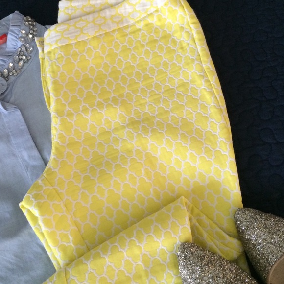 Yellow printed Worthington cropped pants