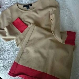 Sweater dress with red trim