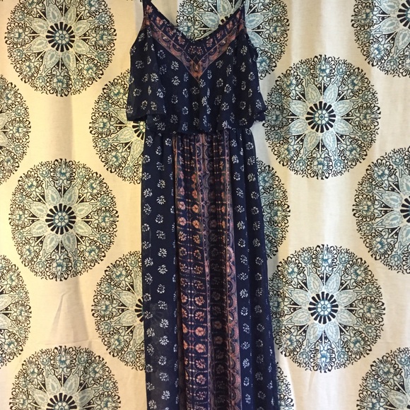 Express Dresses & Skirts - Express maxi dress