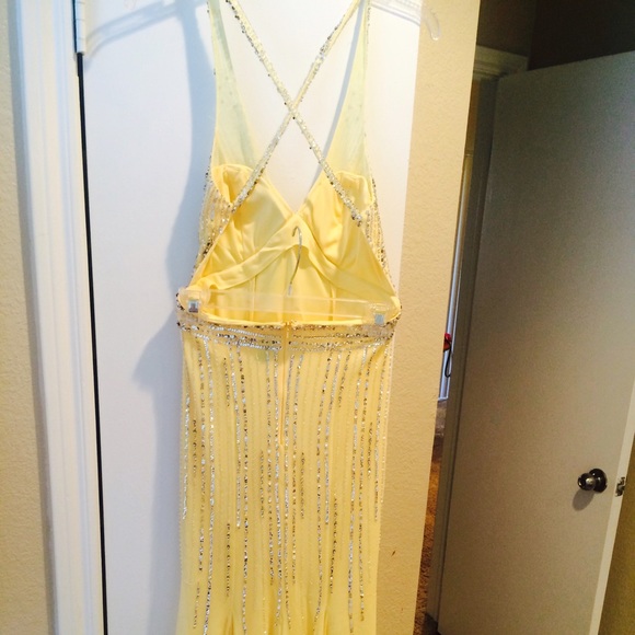 Prom dress - Picture 3 of 4