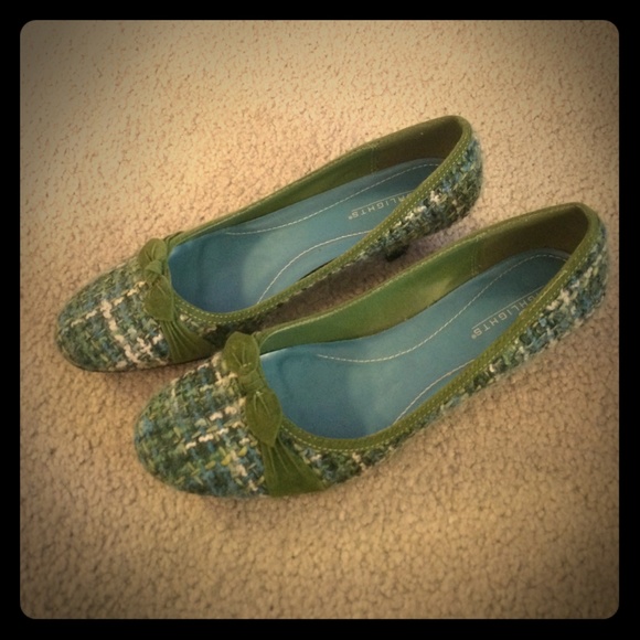 Green heels - Picture 1 of 3