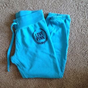 Campus sweats