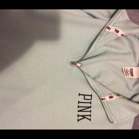 NWOT PINK 1/4 zip sweatshirt!