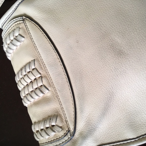 Oryani Nude Leather Crossbody Saddle Bag - Picture 4 of 4