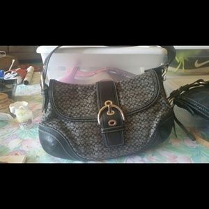 🎀 CLEARANCE 🎀Authentic Coach handbag