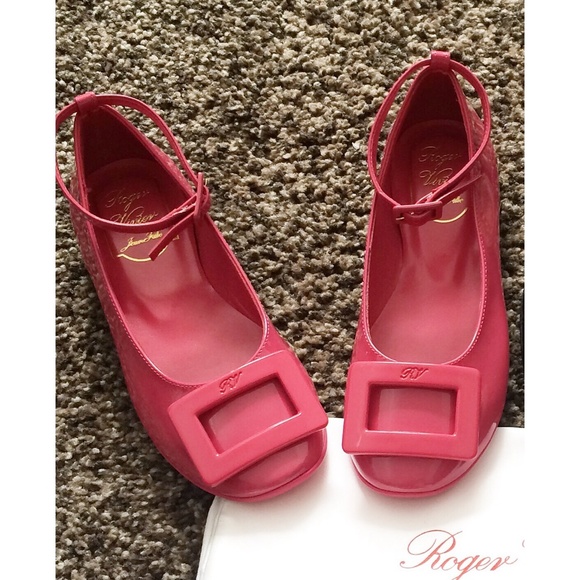 Roger Vivier ballerinas for girls