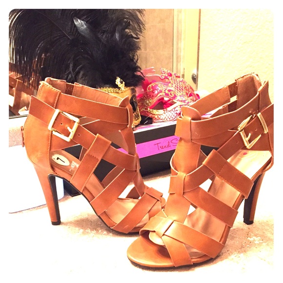 Gorgeous heels, slightly used