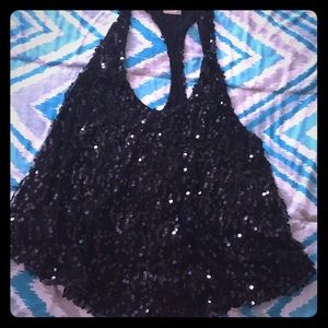 Black sequin flow tank.
