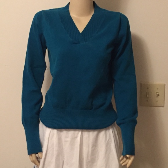 GAP Sweaters - Gap Blue Sweater*