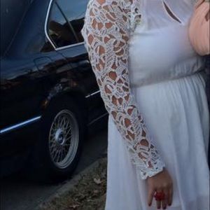 White lace sleeve dress