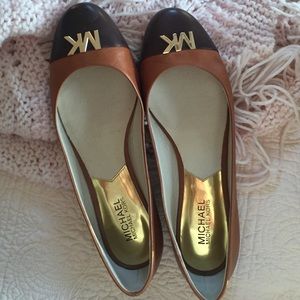Micheal Kors 2-Toned Brown Flats (with box)