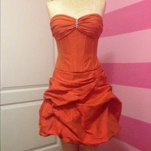 Orange short corset prom dress