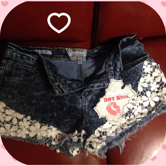 Short pants jeans ( HOT KISS JEANS) brand!