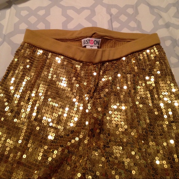 NWOT gold sequin legging