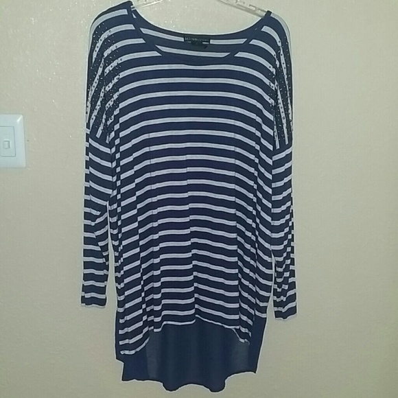 🚫sold in bundle🚫 Plus size top - Picture 1 of 4