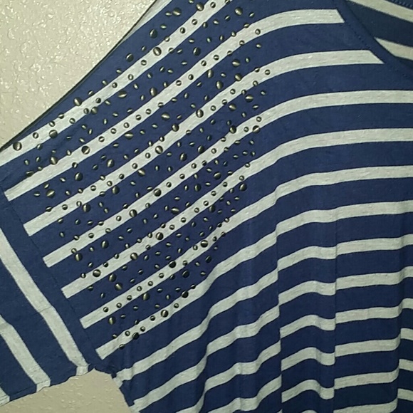 🚫sold in bundle🚫 Plus size top - Picture 3 of 4