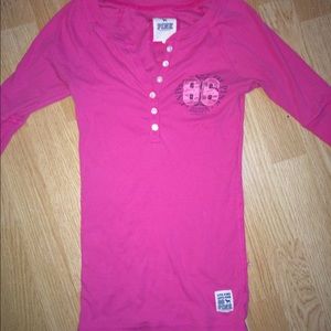 VS pink half sleeve shirt