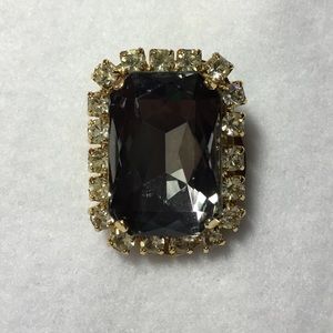Beautiful Vintage Brooch/Scarf Clip