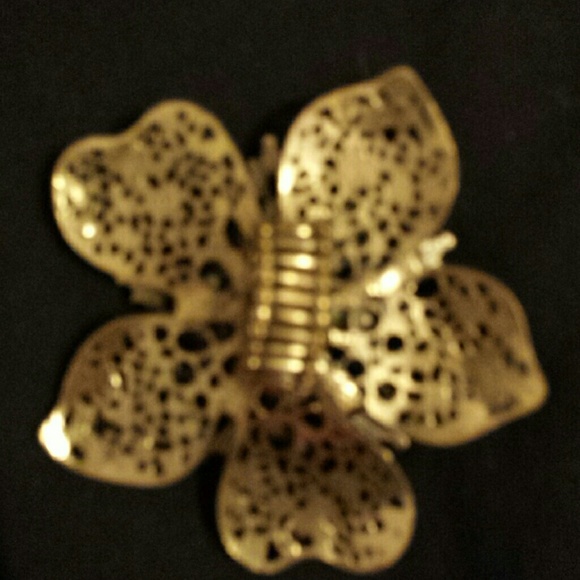Flower ring - Picture 2 of 3