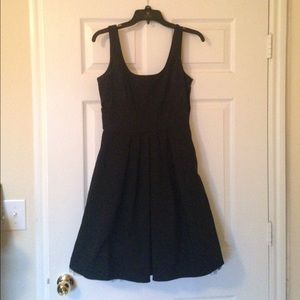 Adorable little black dress!!