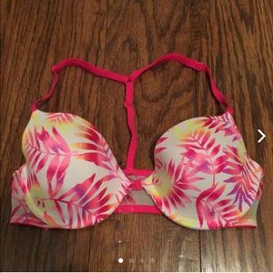Victoria's Secret wear everywhere bra